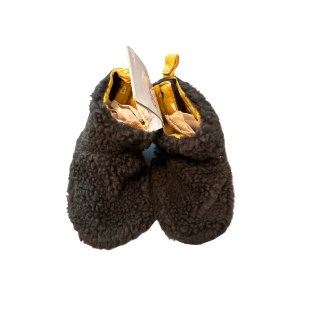 New Giggle Baby Booties